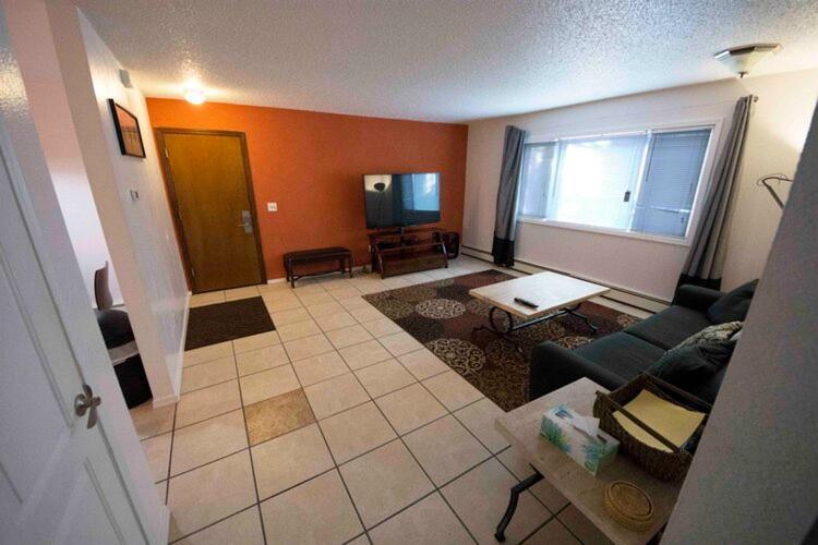 Stay Anchorage! Furnished Two Bedroom Apartments With High Speed Wifi 客房 照片