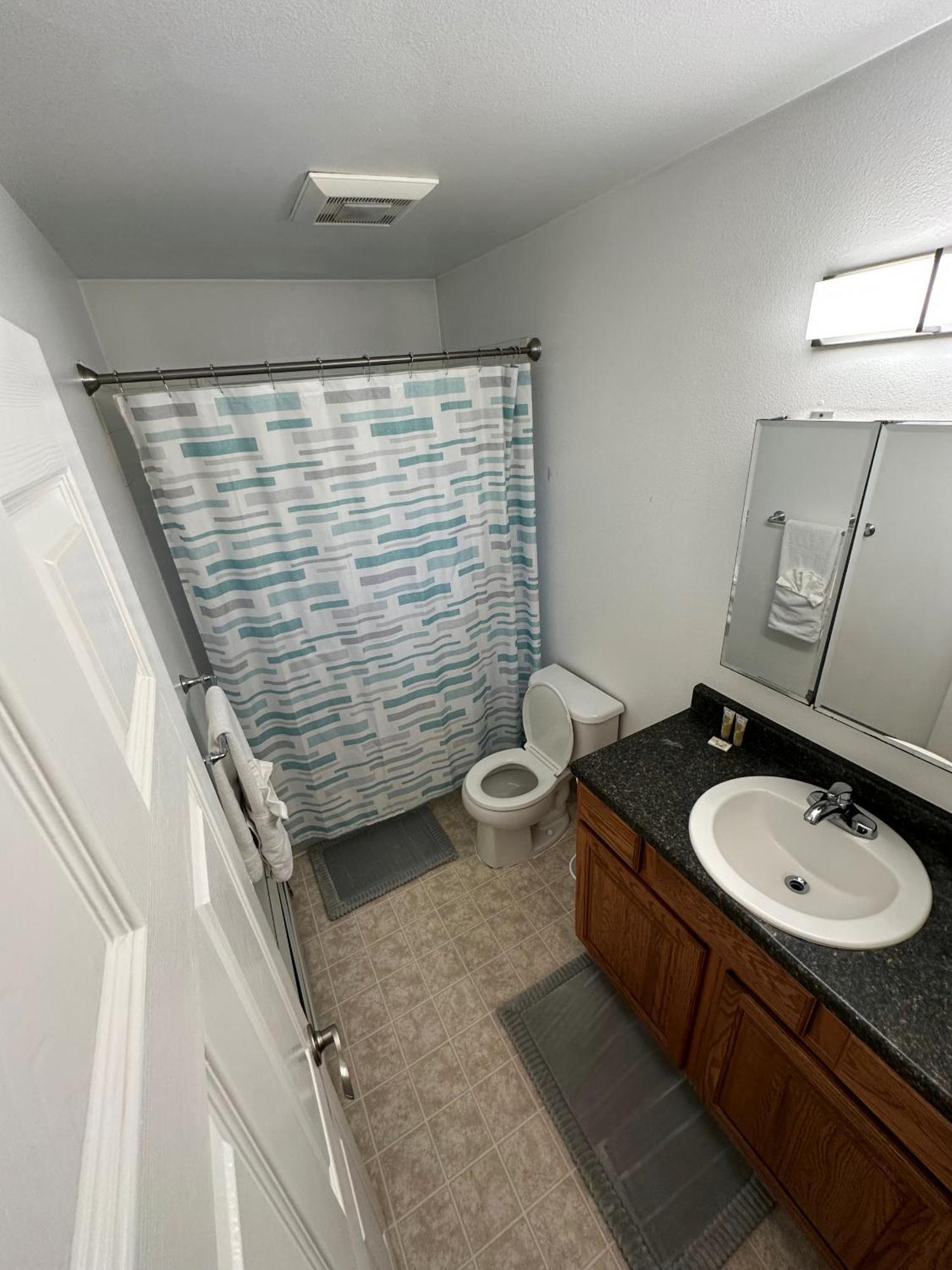 Stay Anchorage! Furnished Two Bedroom Apartments With High Speed Wifi 客房 照片